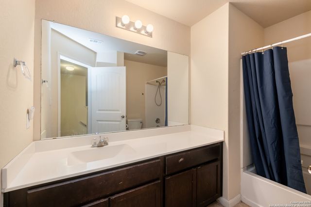 2147 Flintshire Dr, New Braunfels, TX 78130