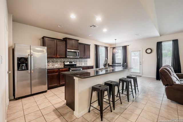 2147 Flintshire Dr, New Braunfels, TX 78130