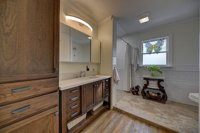 905 Clinton Street, Brenham, TX 77833