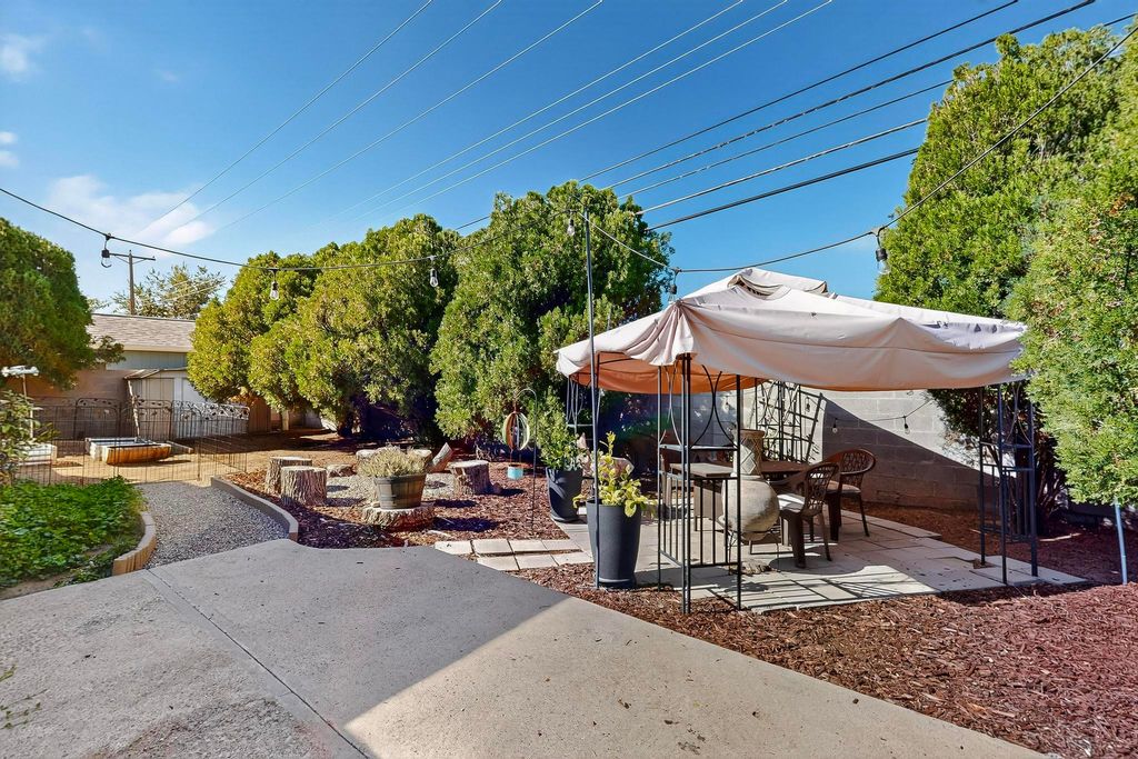 Image 34 of property listing at 4013 Pitt Street NE, Albuquerque, NM 87111