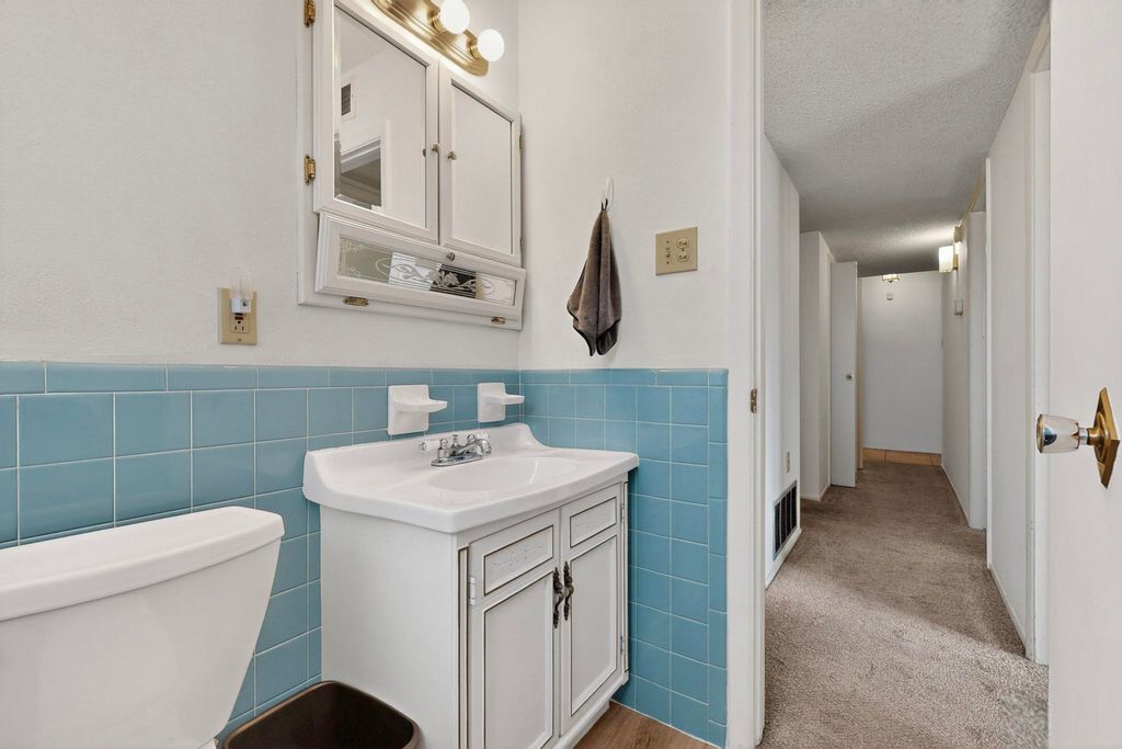 Image 38 of property listing at 4013 Pitt Street NE, Albuquerque, NM 87111