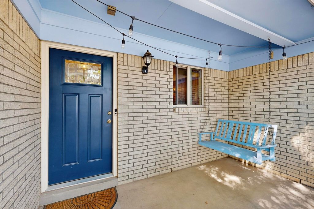 Image 8 of property listing at 4013 Pitt Street NE, Albuquerque, NM 87111