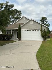 1007 Plum Leaf Court SE, Leland, NC 28451