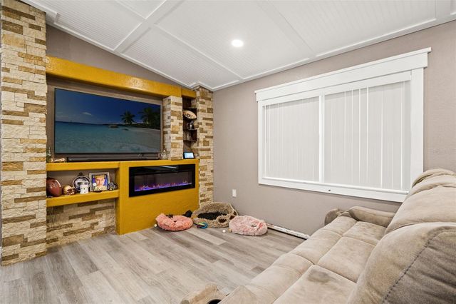 2012 WHITEWOOD AVENUE, Spring Hill, FL 34609