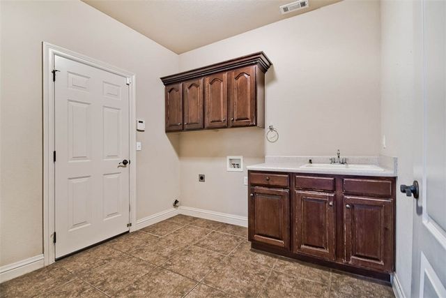 4362 Carriage Crossing Lane, Springdale, AR 72762