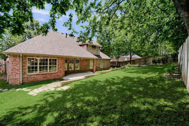 4362 Carriage Crossing Lane, Springdale, AR 72762