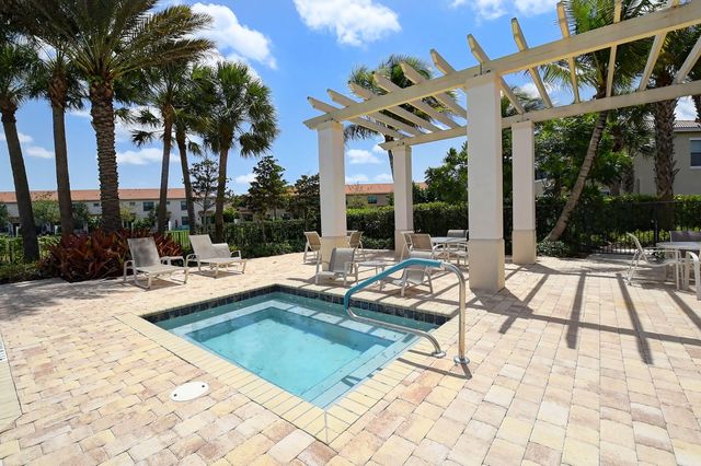 9925 BRICKHILL Drive, Boca Raton, FL 33428