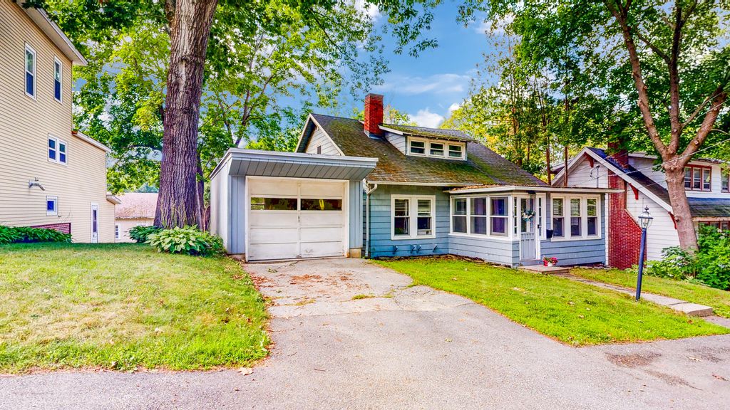 54 Lake Street, Auburn, ME 04210 — exterior