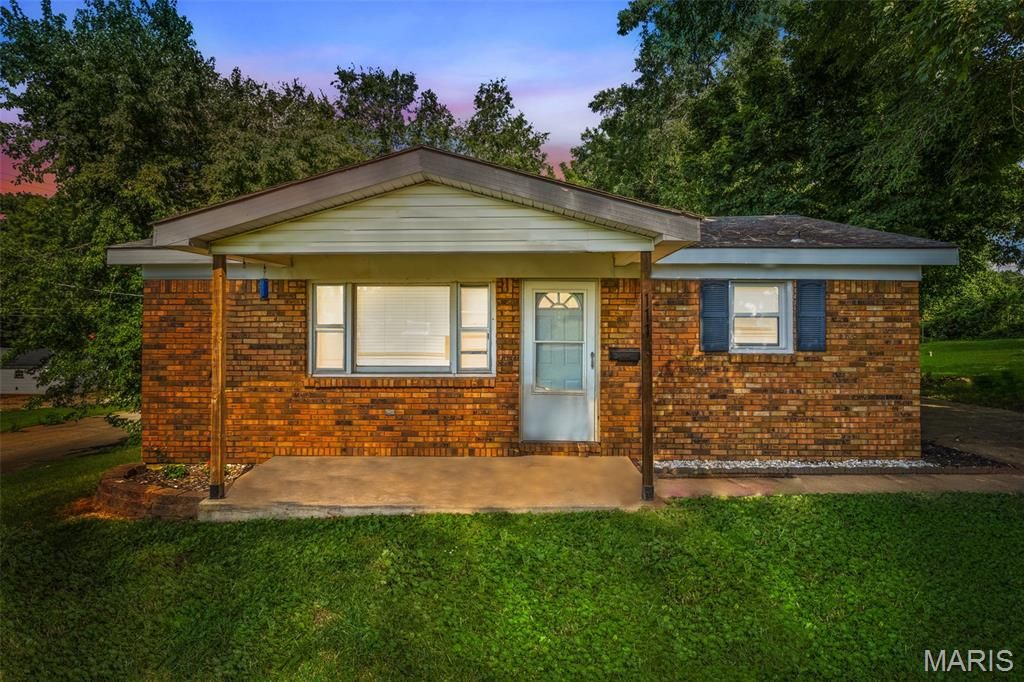 111 6TH Street, Park Hills, MO 63601