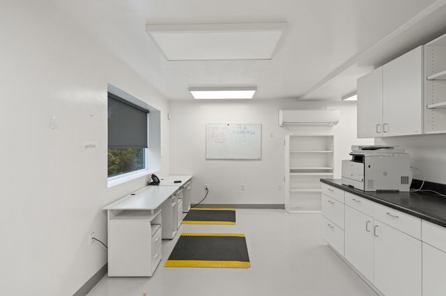 1388 Antelope Road, White City, OR 97503