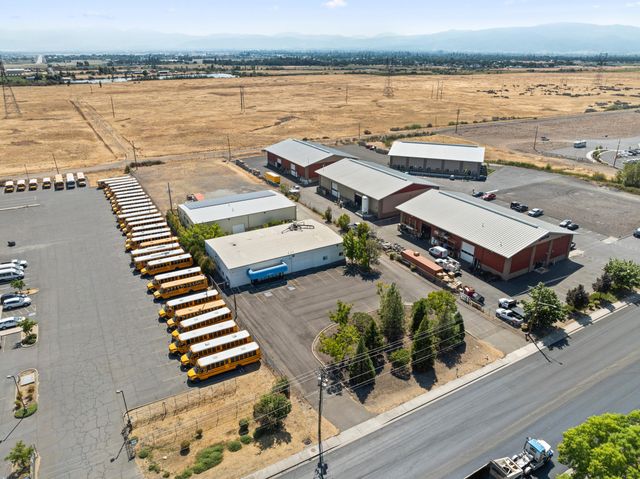 1388 Antelope Road, White City, OR 97503