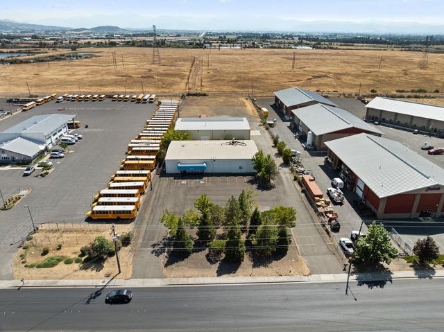 1388 Antelope Road, White City, OR 97503