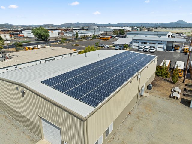 1388 Antelope Road, White City, OR 97503