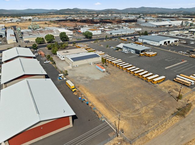 1388 Antelope Road, White City, OR 97503