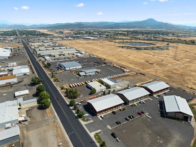 1388 Antelope Road, White City, OR 97503