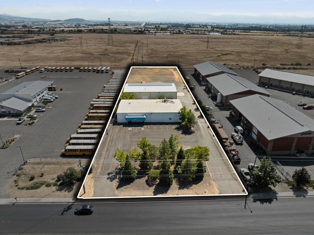 1388 Antelope Road, White City, OR 97503