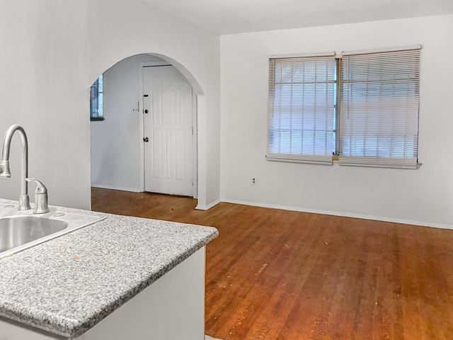 4423 Holloway Drive, Houston, TX 77047