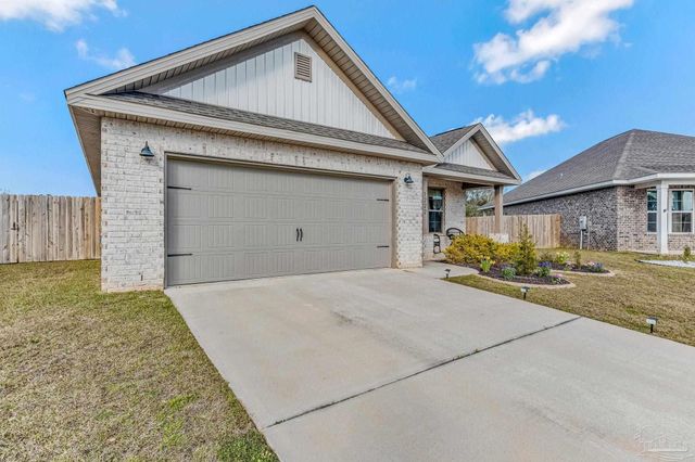 1222 Fenwick Ct, Cantonment, FL 32533