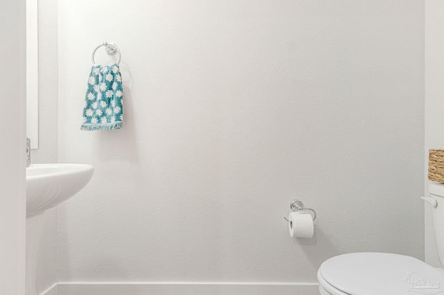 1222 Fenwick Ct, Cantonment, FL 32533