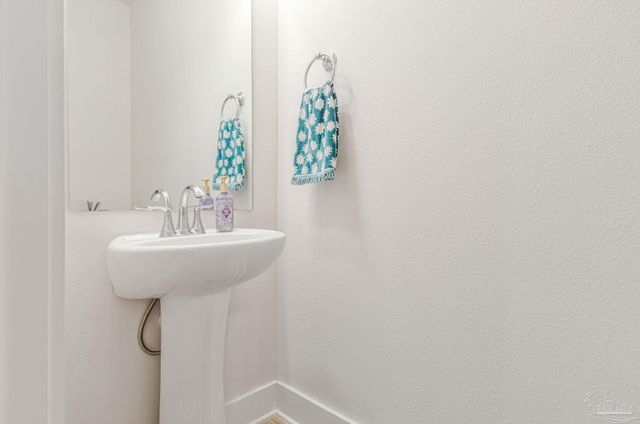 1222 Fenwick Ct, Cantonment, FL 32533