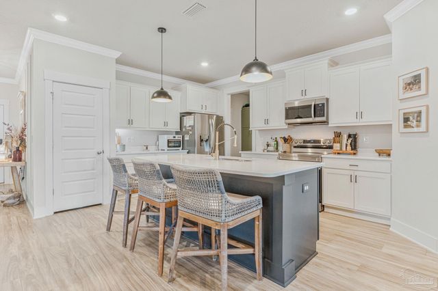 1222 Fenwick Ct, Cantonment, FL 32533