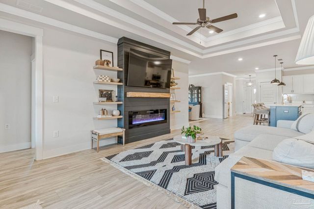 1222 Fenwick Ct, Cantonment, FL 32533