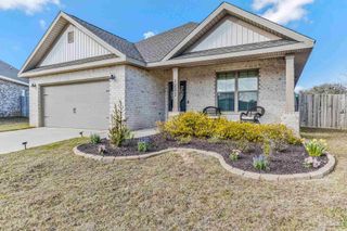 1222 Fenwick Ct, Cantonment, FL 32533