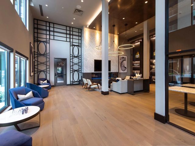 510 W 20th Street 904, Houston, TX 77008