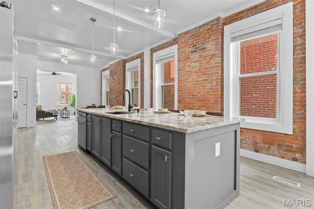 4030 Saint Louis Avenue, St Louis, MO 63107