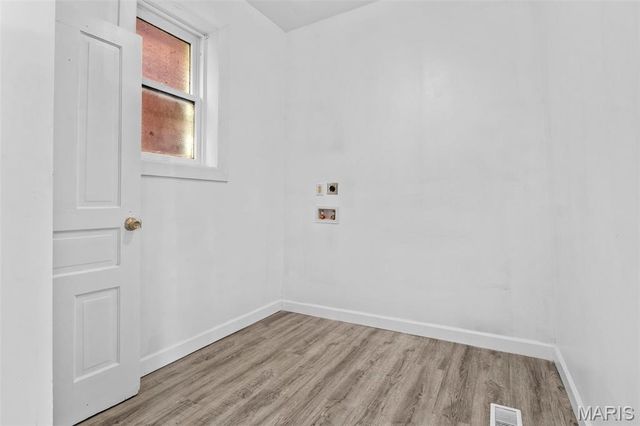 4030 Saint Louis Avenue, St Louis, MO 63107