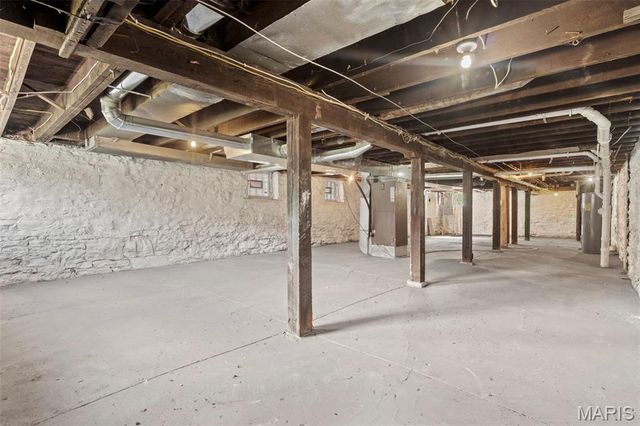 4030 Saint Louis Avenue, St Louis, MO 63107