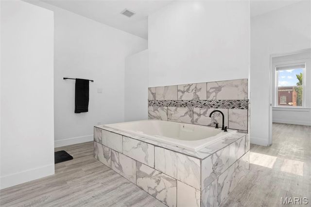 4030 Saint Louis Avenue, St Louis, MO 63107