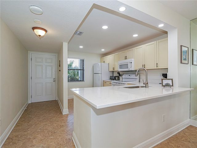 4200 N Highway A1A None 215, North Hutchinson Island, FL 34949