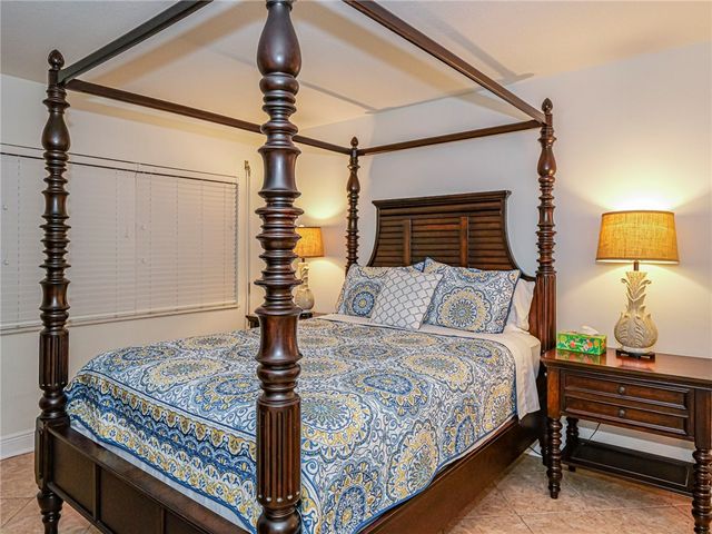4200 N Highway A1A None 215, North Hutchinson Island, FL 34949
