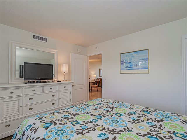 4200 N Highway A1A None 215, North Hutchinson Island, FL 34949