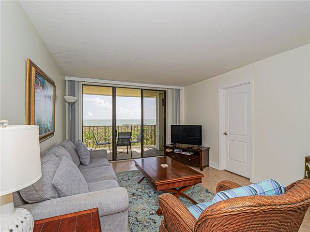 4200 N Highway A1A None 215, North Hutchinson Island, FL 34949