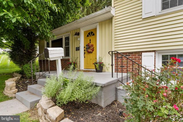 2 BRENTWOOD RD, Camp Hill, PA 17011