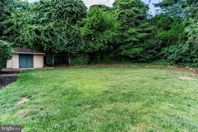2 BRENTWOOD RD, Camp Hill, PA 17011