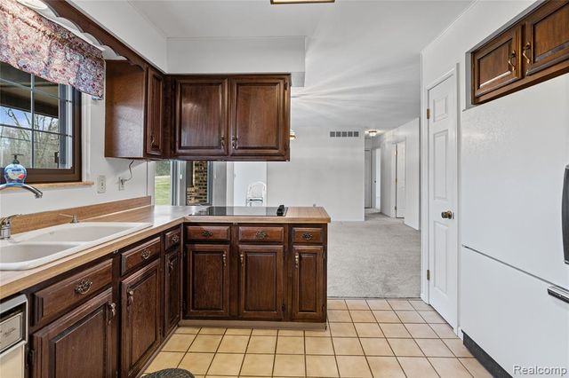 9080 E Lippincott Boulevard, Davison, MI 48423