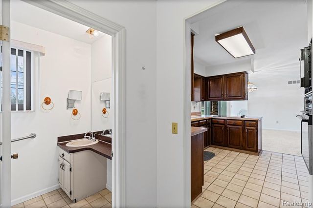 9080 E Lippincott Boulevard, Davison, MI 48423