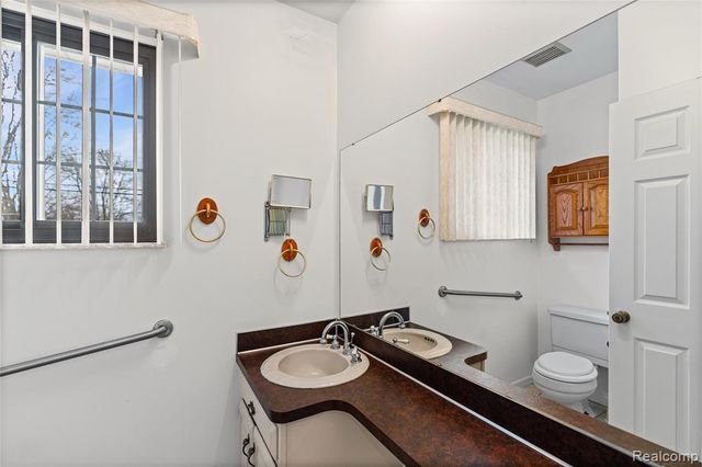 9080 E Lippincott Boulevard, Davison, MI 48423