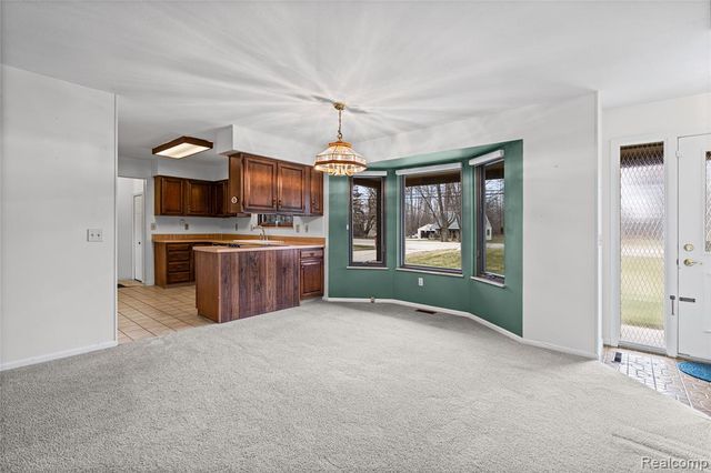 9080 E Lippincott Boulevard, Davison, MI 48423