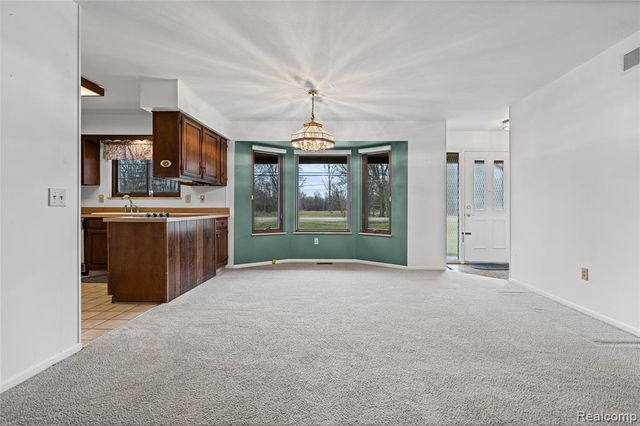 9080 E Lippincott Boulevard, Davison, MI 48423