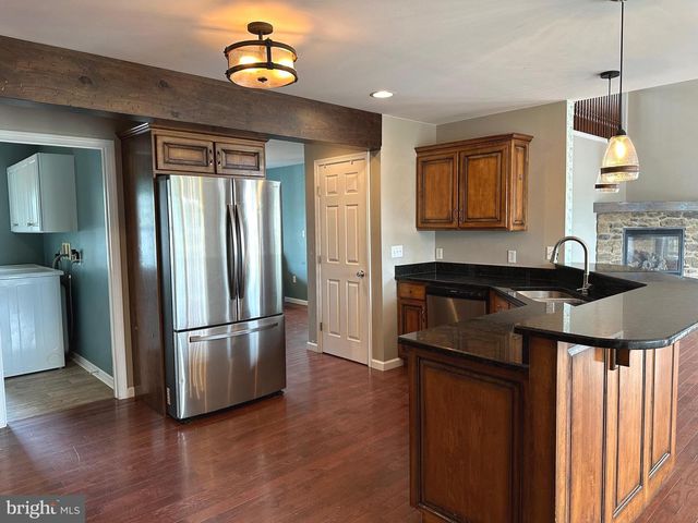 455 EUGENE DR, Chambersburg, PA 17202