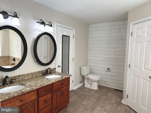 455 EUGENE DR, Chambersburg, PA 17202
