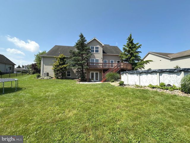 455 EUGENE DR, Chambersburg, PA 17202