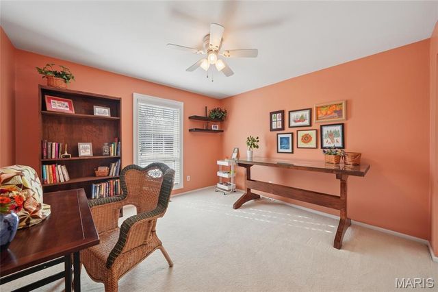 1047 Camargo Drive, Ballwin, MO 63011