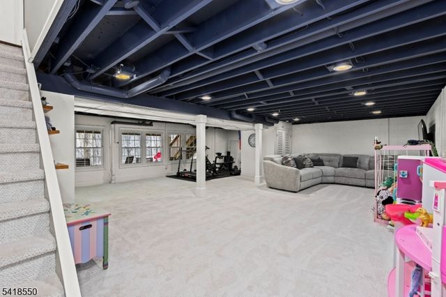 31 Mockingbird, Allamuchy Twp., NJ 07840