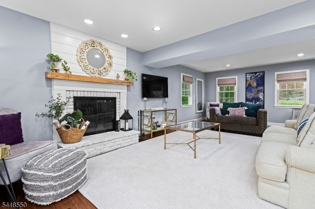 31 Mockingbird, Allamuchy Twp., NJ 07840