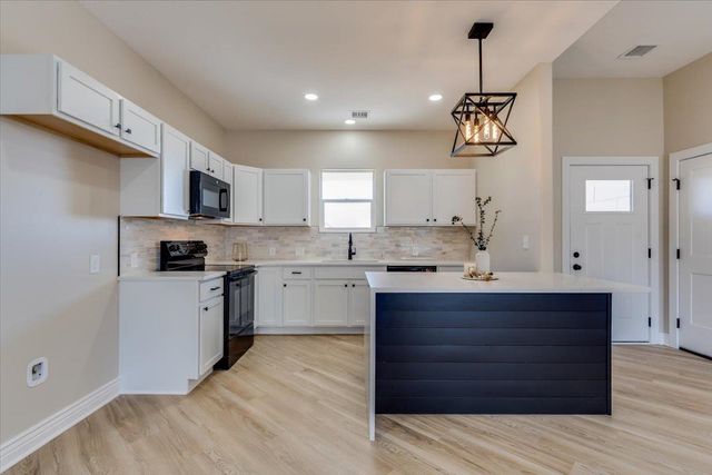 3509 N Sedgwick, Wichita, KS 67203